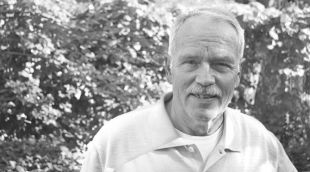 Dr. Hartmut Grewe